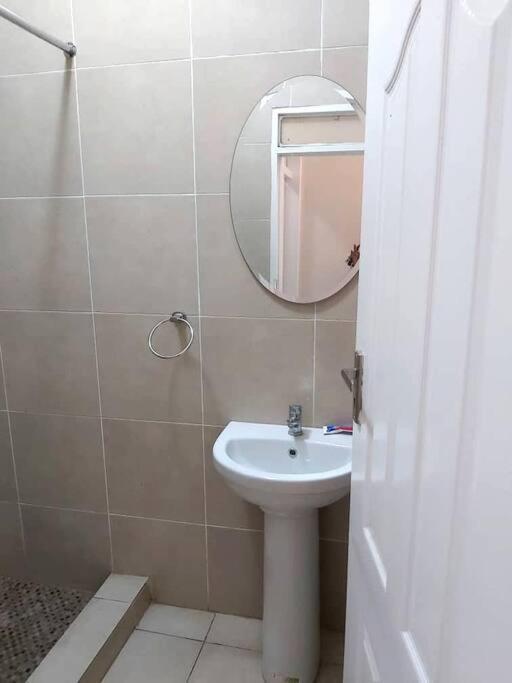 Spacious Zamtel Flat Lusaka Exterior photo